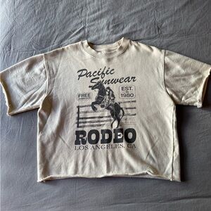 PacSun Cropped Cream Rodeo Graphic Tee- Sweatshirt
